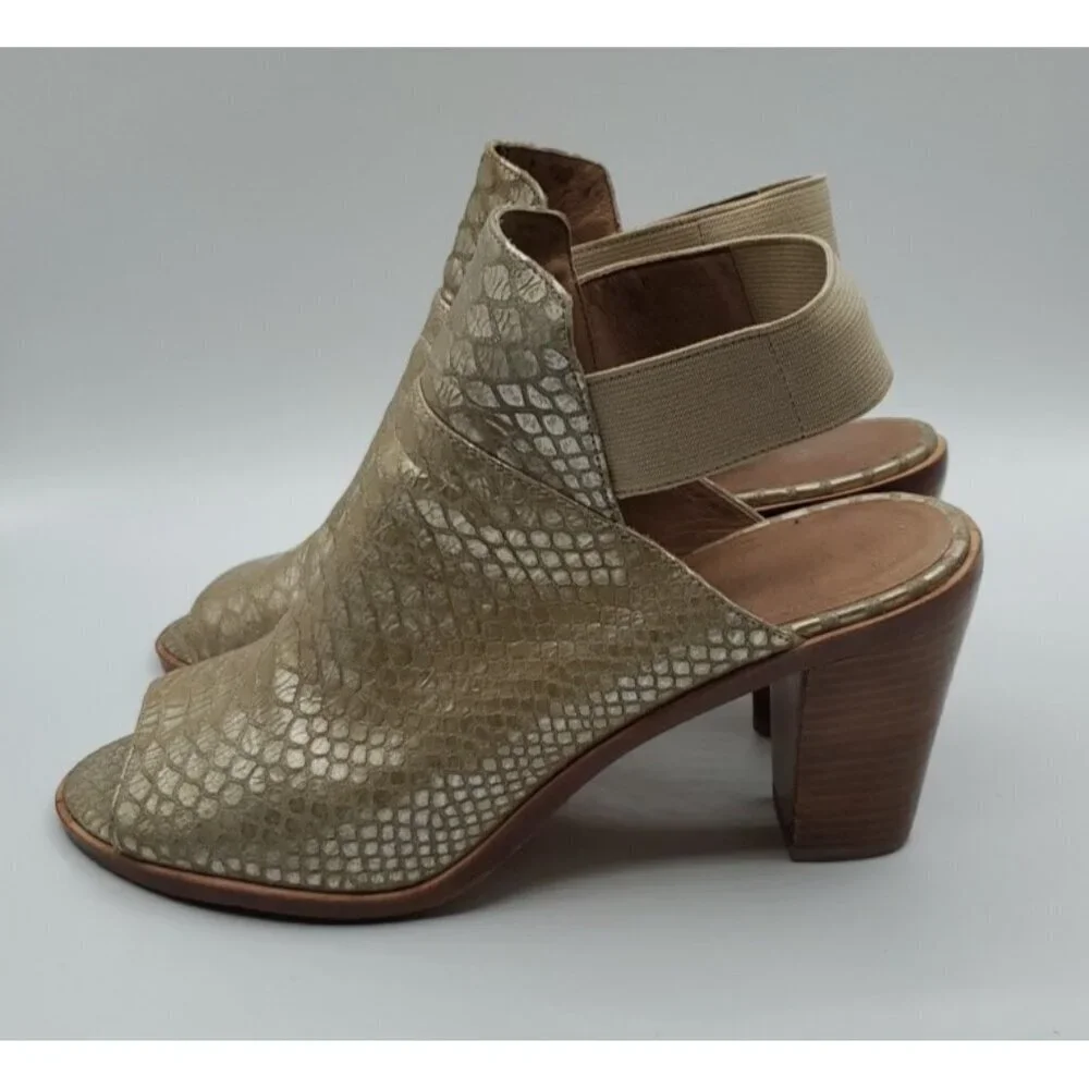 Donald PLINER Khloe Gold Leather Platino Snake Print Peep Toe Shoe Bootie Size 9